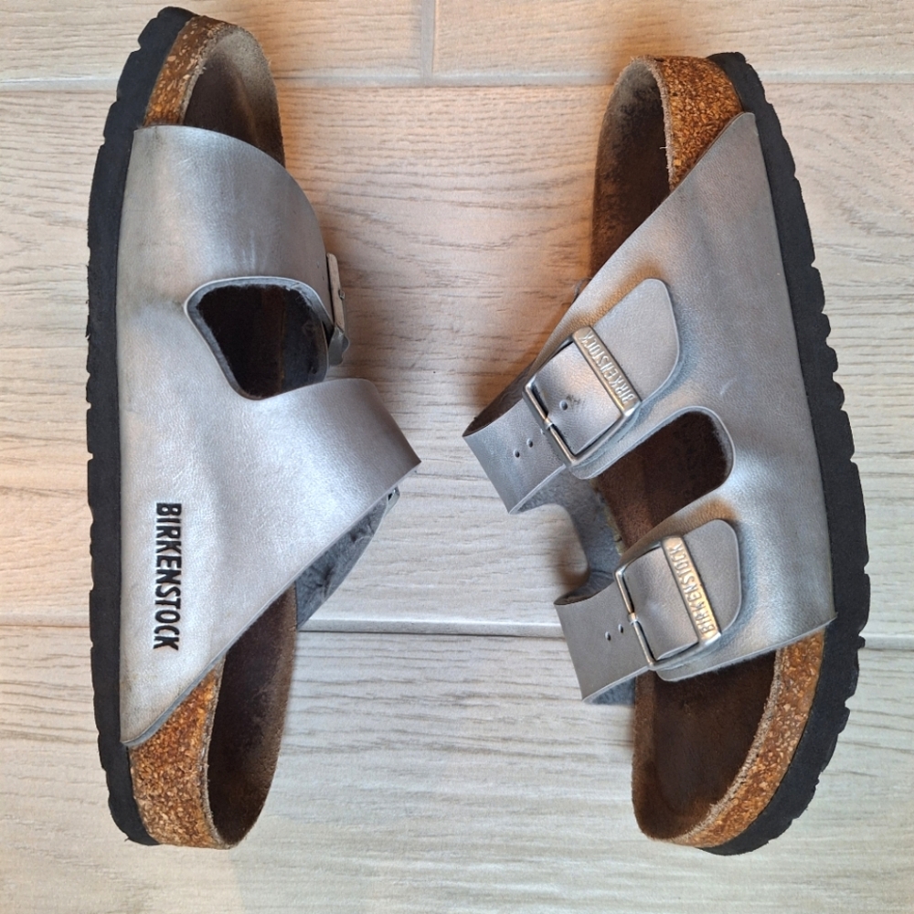 Birkenstock Arizona Women's Metallic Silver Two Strap Slide Sandals -Size 36 5.5 - Picture 7 of 8